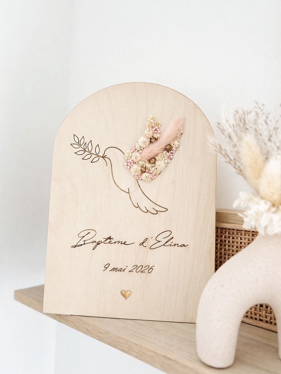 Arche Baptême : Colombe en fleurs séchées