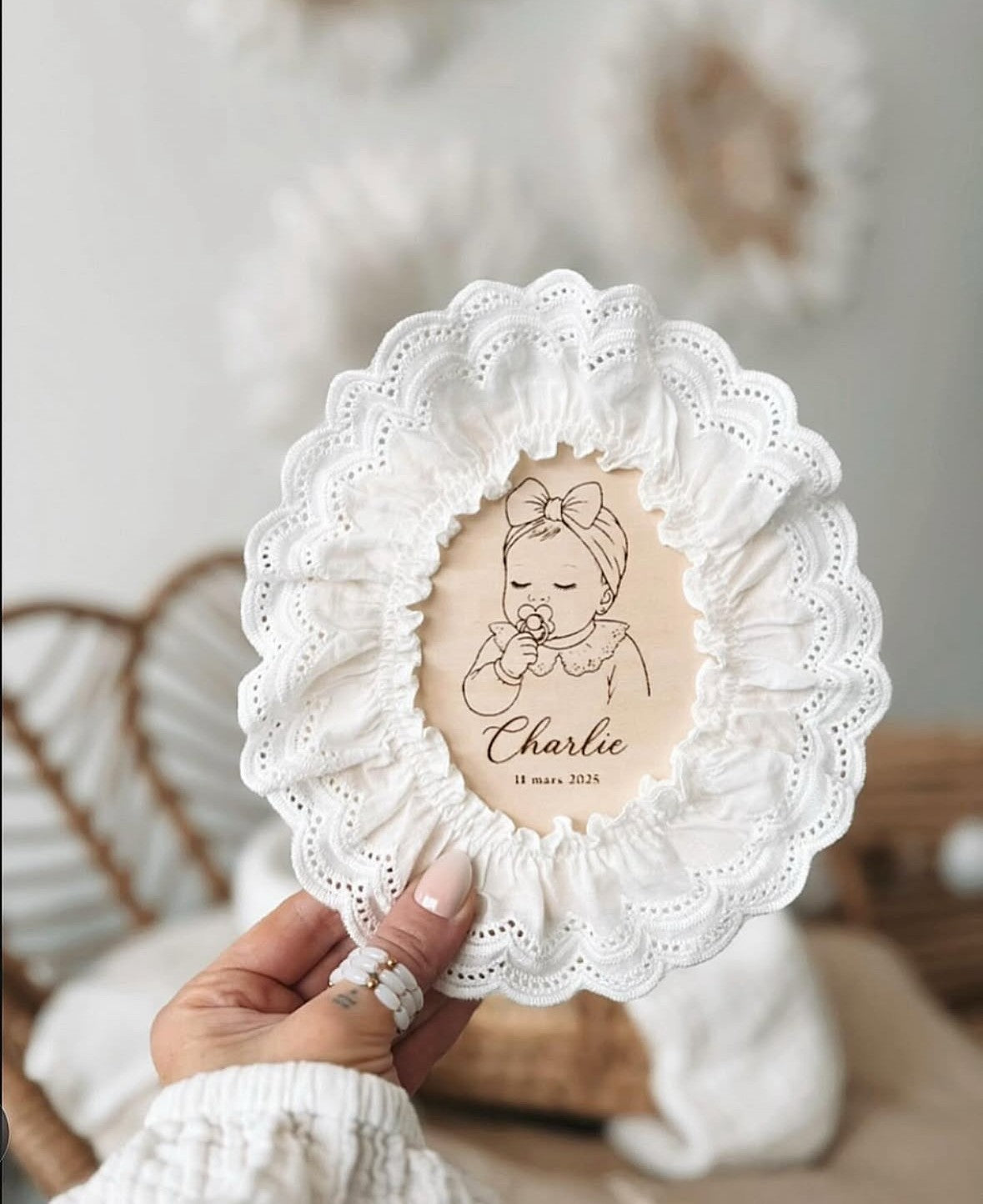 Mini cadre broderie anglaise